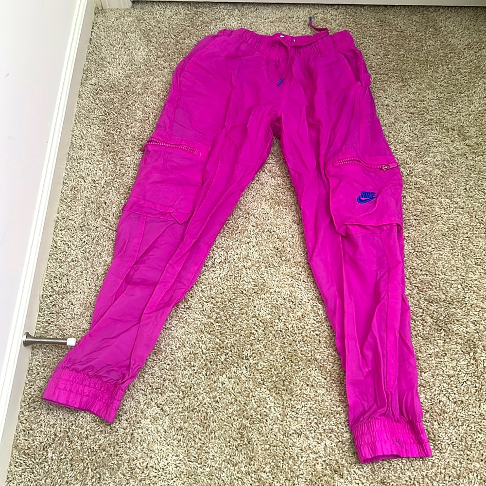 Large pink  pink windbreaker joggers in good condition